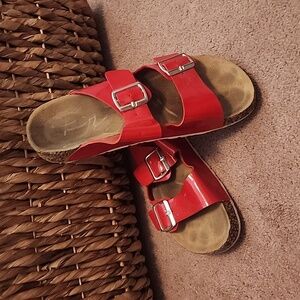 Sandles